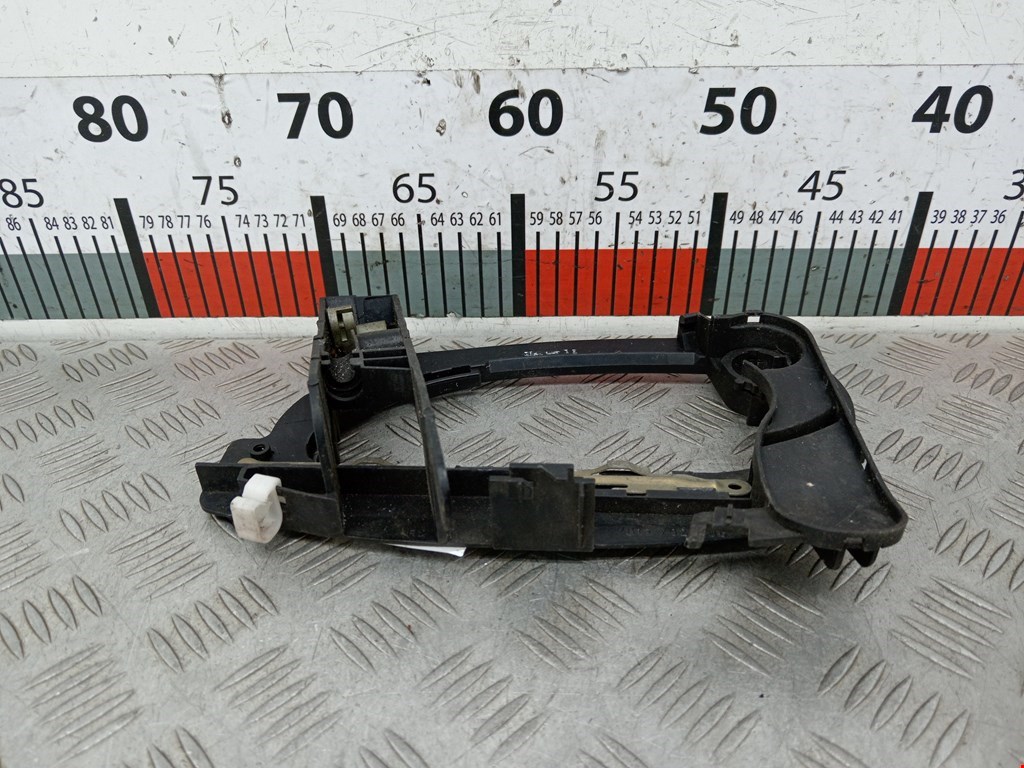 Кронштейн ручки BMW 7er 7 серия E65/E66 2001-2008