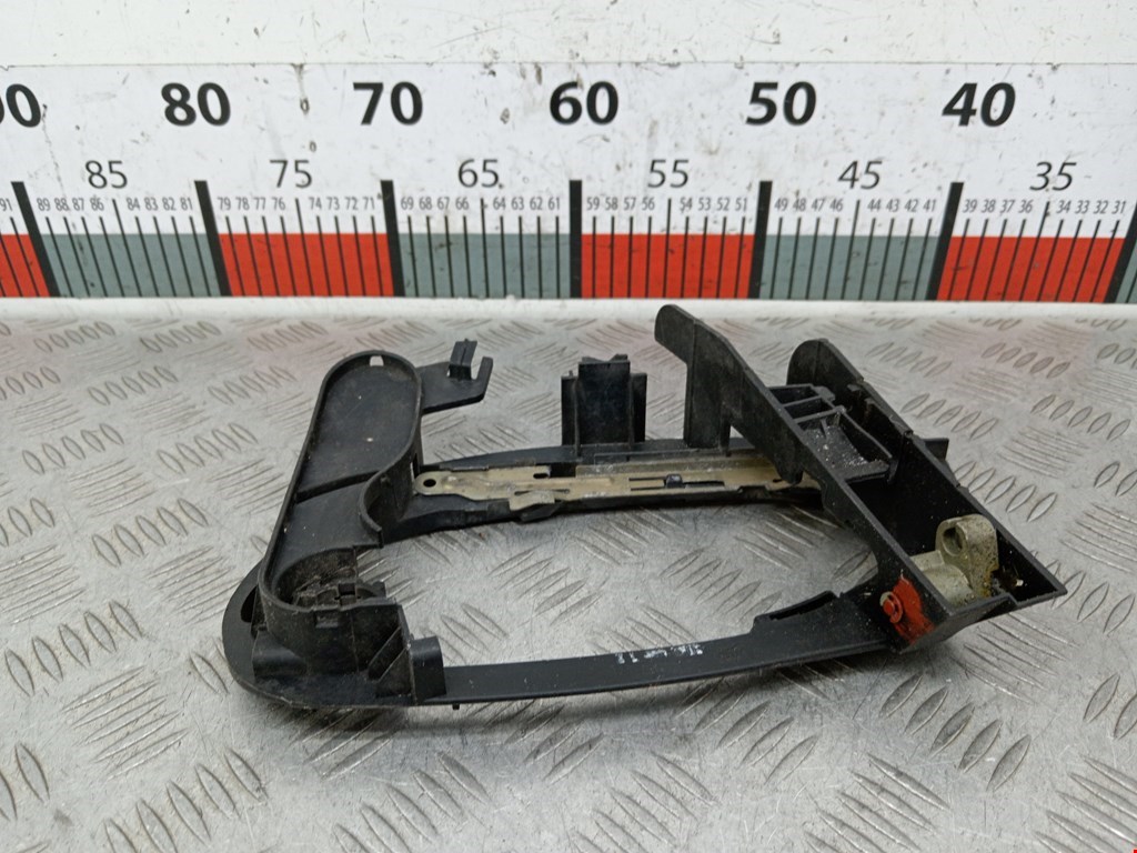 Кронштейн ручки BMW 7er 7 серия E65/E66 2001-2008