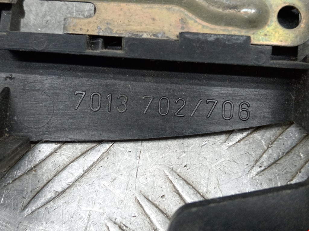 Кронштейн ручки BMW 7er 7 серия E65/E66 2001-2008