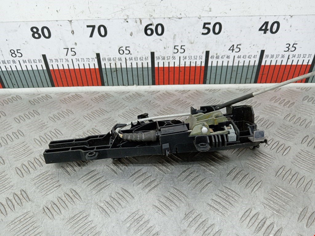 Кронштейн ручки BMW 3er E90/E91 2005-2012