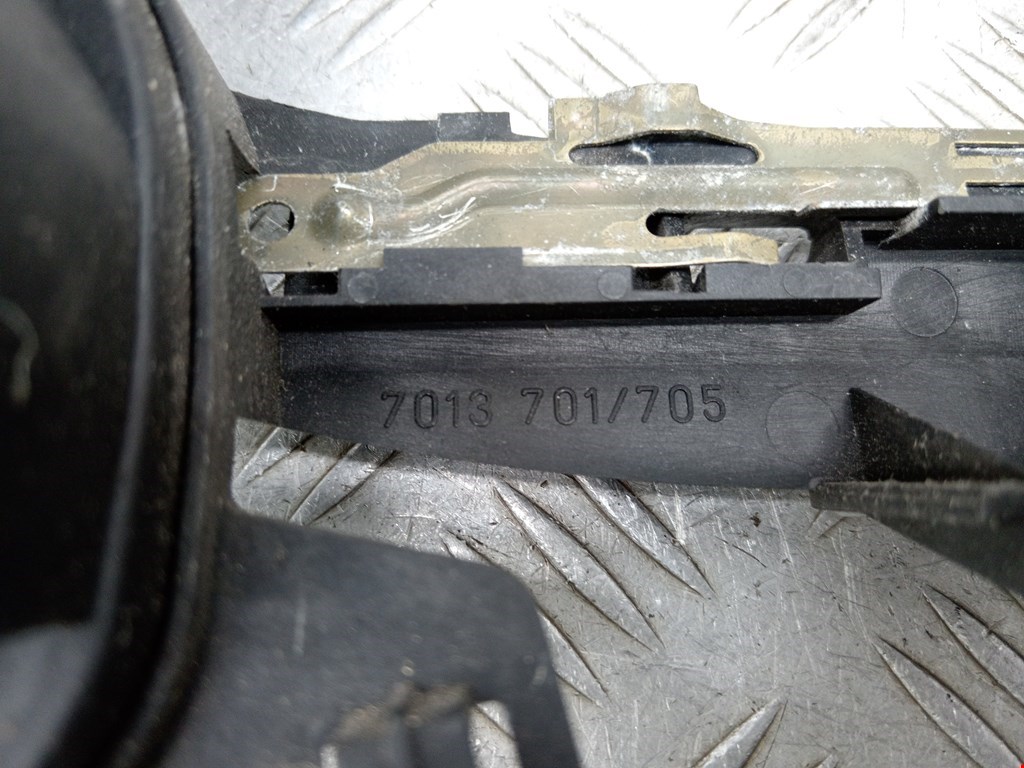 Кронштейн ручки BMW 7er 7 серия E65/E66 2001-2008