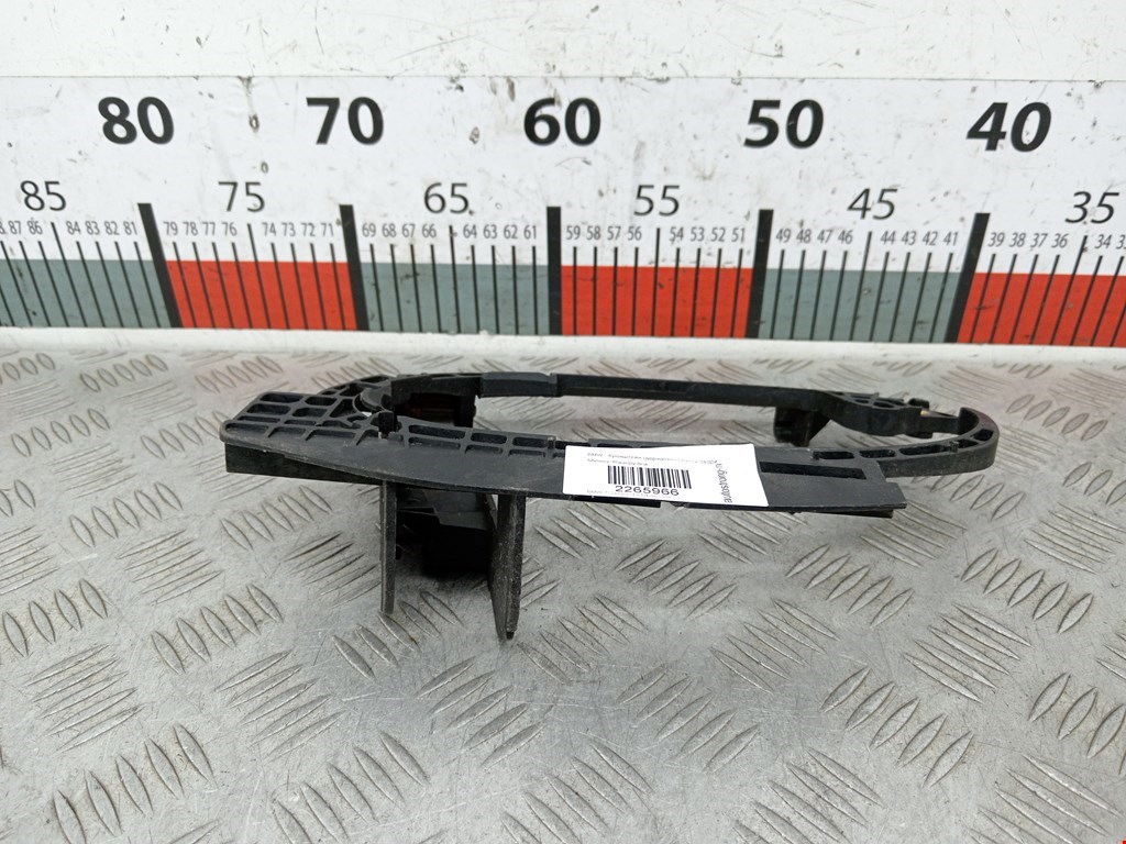 Кронштейн ручки BMW 7er 7 серия E65/E66 2001-2008