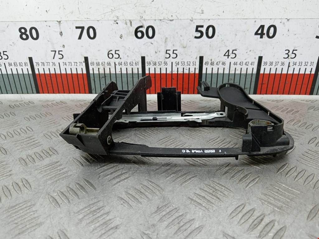 Кронштейн ручки BMW 7er 7 серия E65/E66 2001-2008