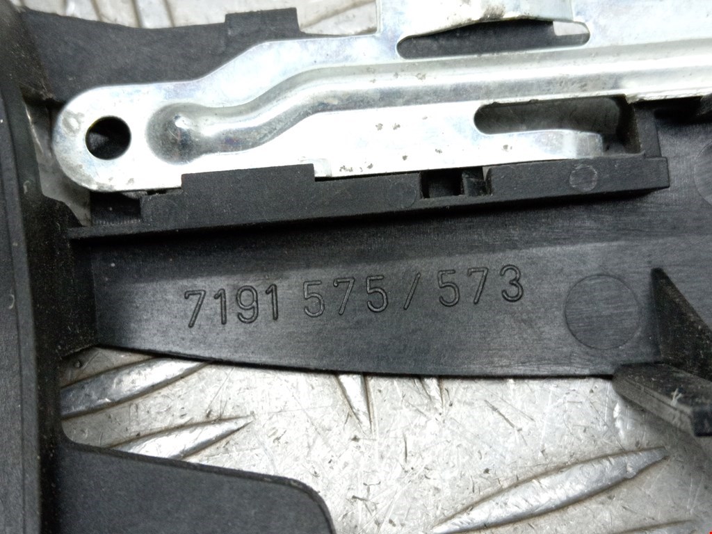 Кронштейн ручки BMW 7er 7 серия E65/E66 2001-2008