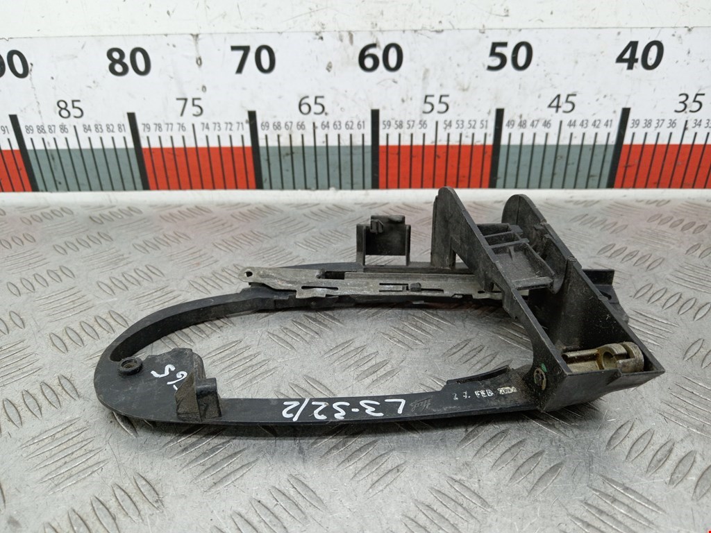 Кронштейн ручки BMW 7er 7 серия E65/E66 2001-2008