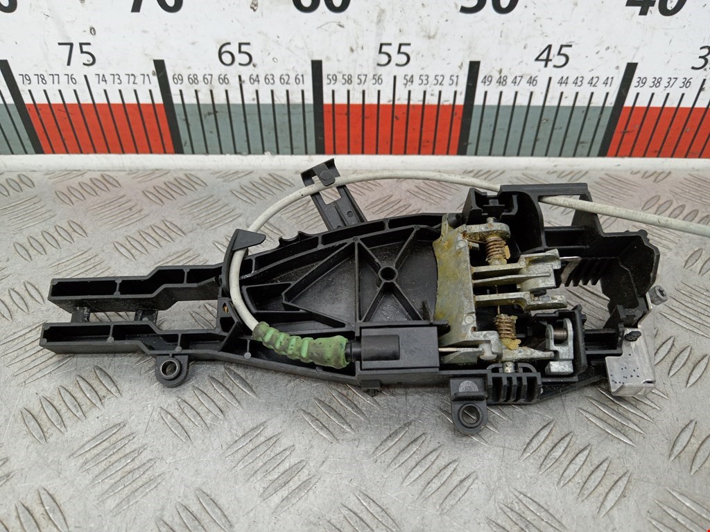 Кронштейн ручки BMW 3er E90/E91 2005-2012