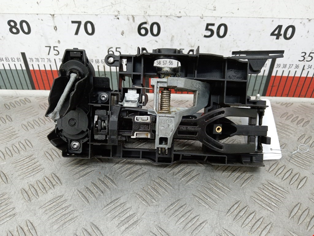 Кронштейн ручки BMW 5er 5 серия F10/F11/F07 2009-2017