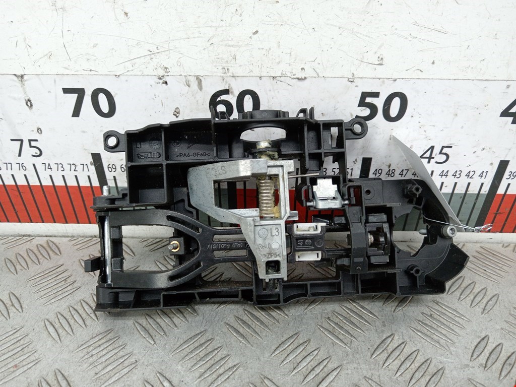 Кронштейн ручки BMW 5er 5 серия F10/F11/F07 2009-2017