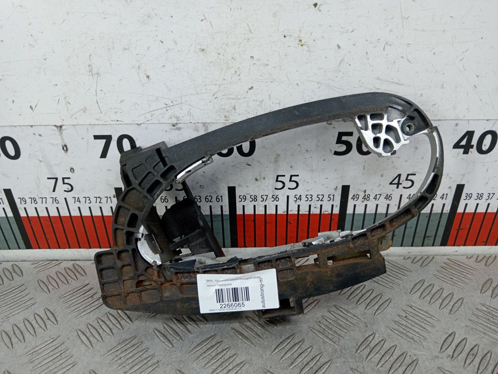 Кронштейн ручки BMW 7er 7 серия E65/E66 2001-2008