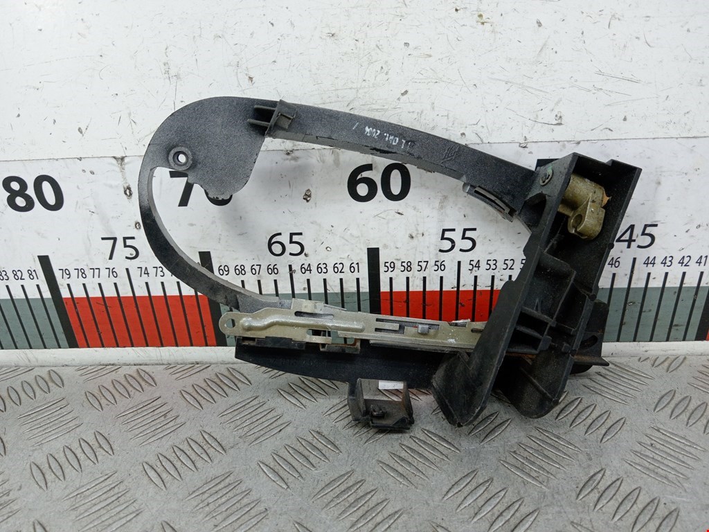 Кронштейн ручки BMW 7er 7 серия E65/E66 2001-2008