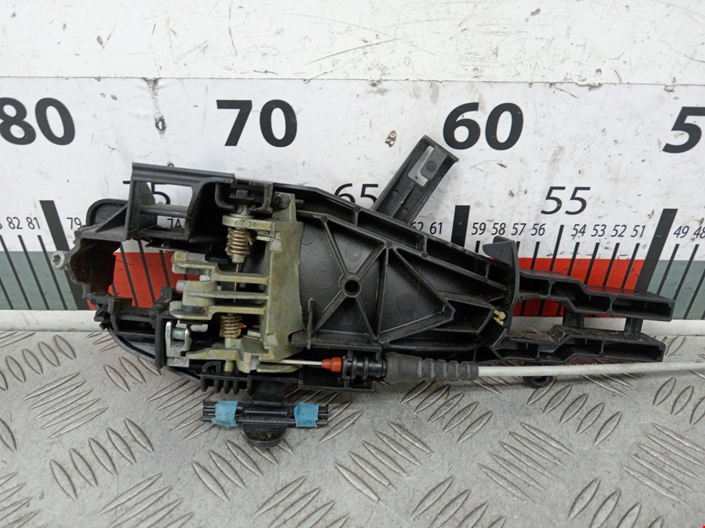 Кронштейн ручки BMW 3er E90/E91 2005-2012