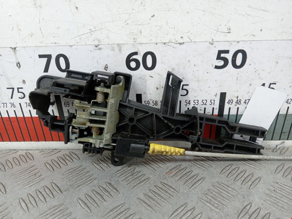 Кронштейн ручки BMW 1er E81\E87 2004-2011