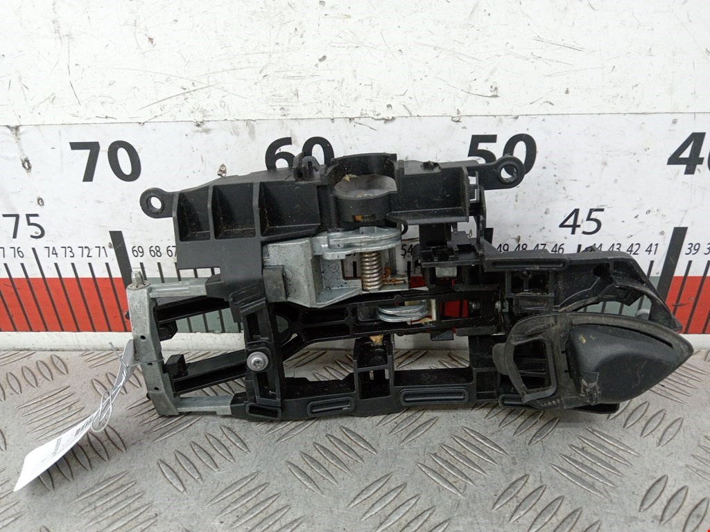 Кронштейн ручки BMW 7er 7 серия F01/F02/F04 2008-2015