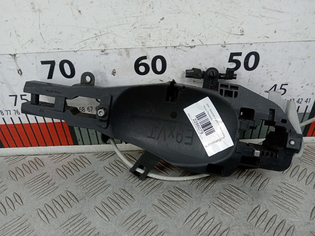 Кронштейн ручки BMW 3er E90/E91 2005-2012