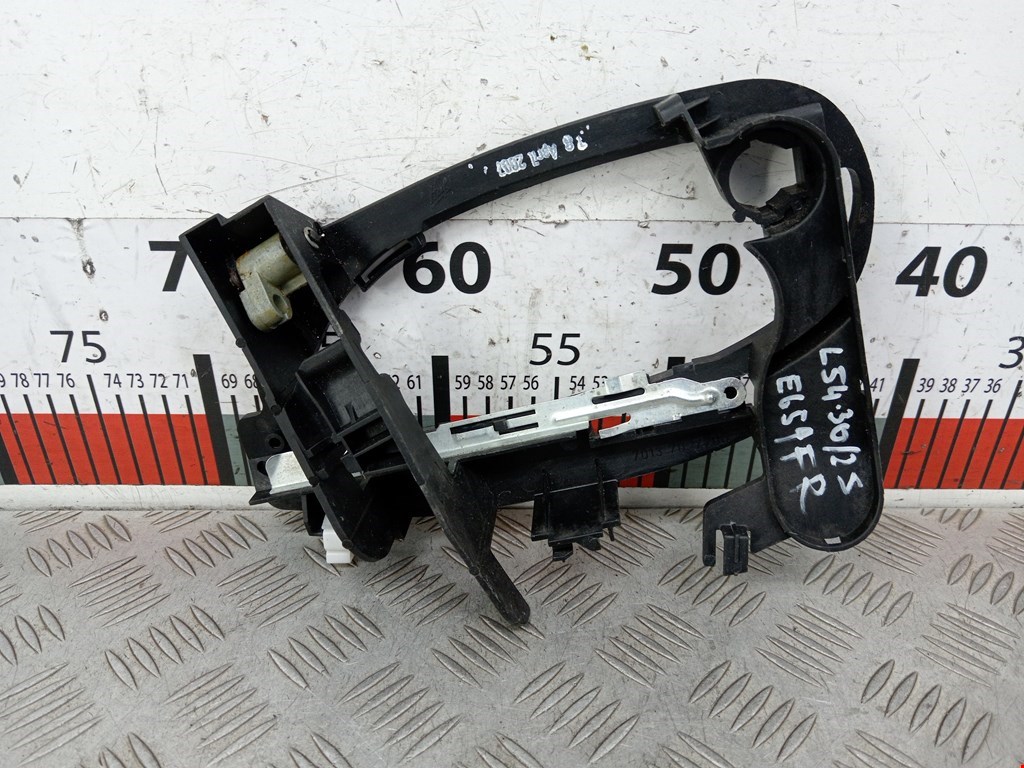 Кронштейн ручки BMW 7er 7 серия E65/E66 2001-2008