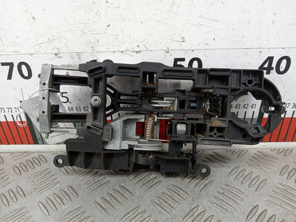 Кронштейн ручки BMW 7er 7 серия F01/F02/F04 2008-2015