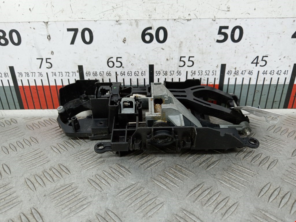 Кронштейн ручки BMW 7er 7 серия F01/F02/F04 2008-2015