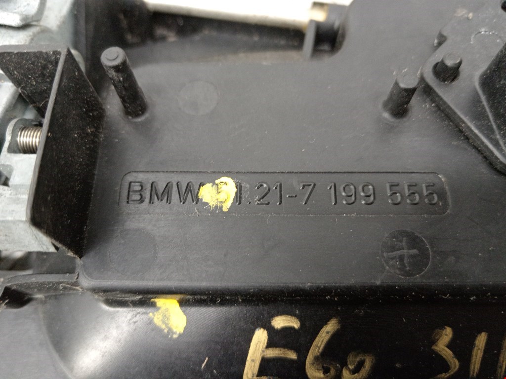 Кронштейн ручки BMW 5er 5 серия E60/E61 2003-2010