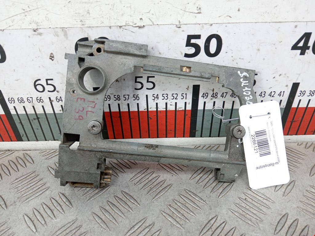 Кронштейн ручки BMW 5er 5 серия E39 1995-2004