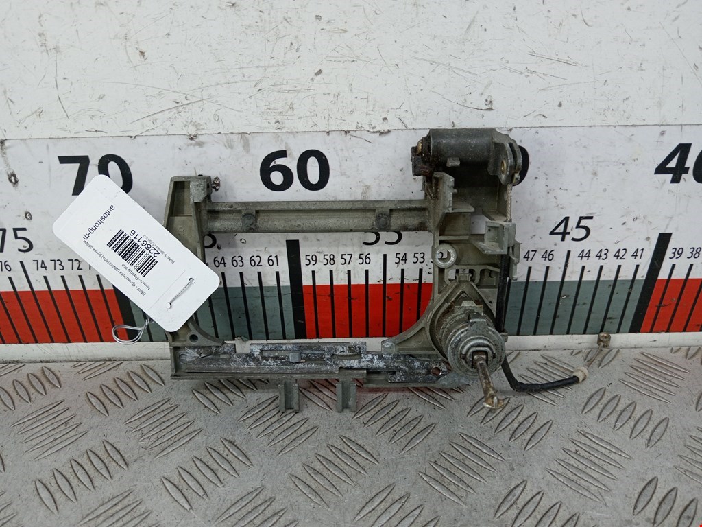 Кронштейн ручки BMW 5er 5 серия E39 1995-2004