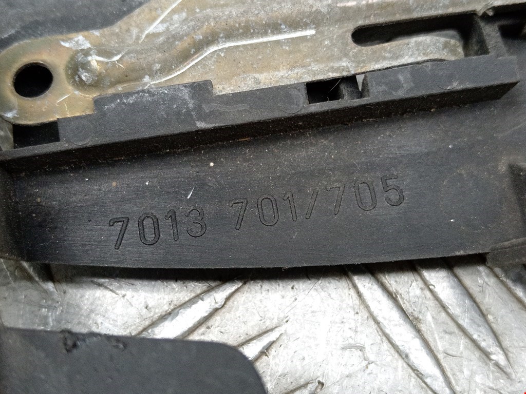 Кронштейн ручки BMW 7er 7 серия E65/E66 2001-2008