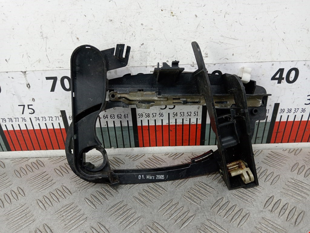 Кронштейн ручки BMW 7er 7 серия E65/E66 2001-2008