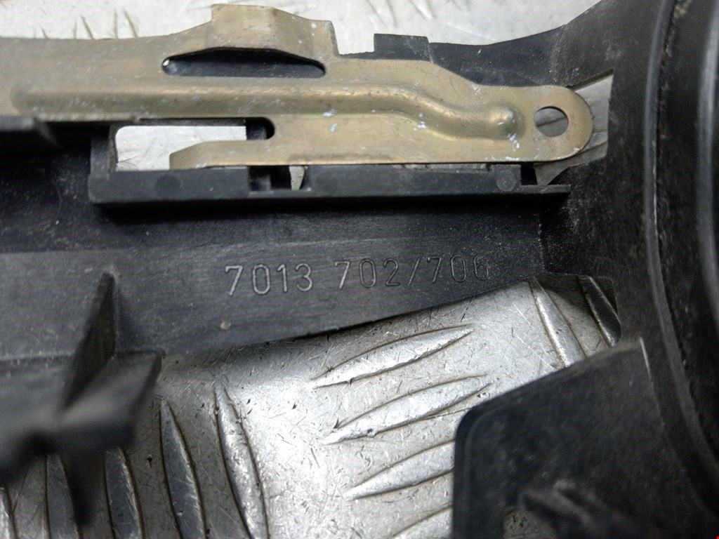 Кронштейн ручки BMW 7er 7 серия E65/E66 2001-2008