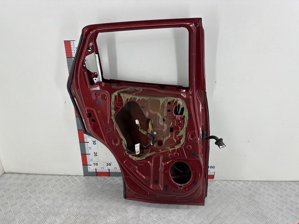 Дверь задняя левая NISSAN Juke 2010-2019