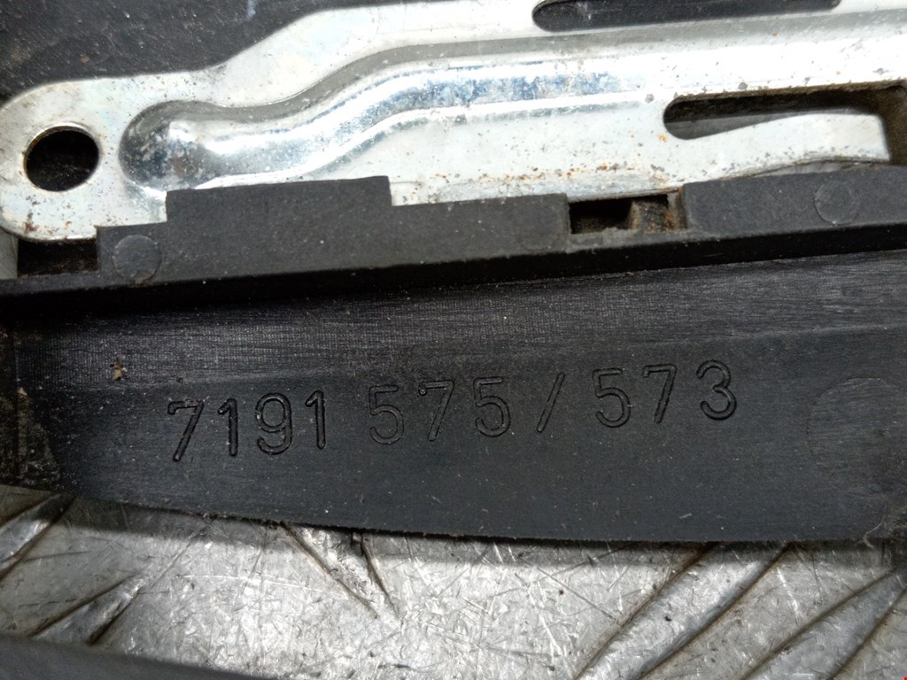 Кронштейн ручки BMW 7er 7 серия E65/E66 2001-2008