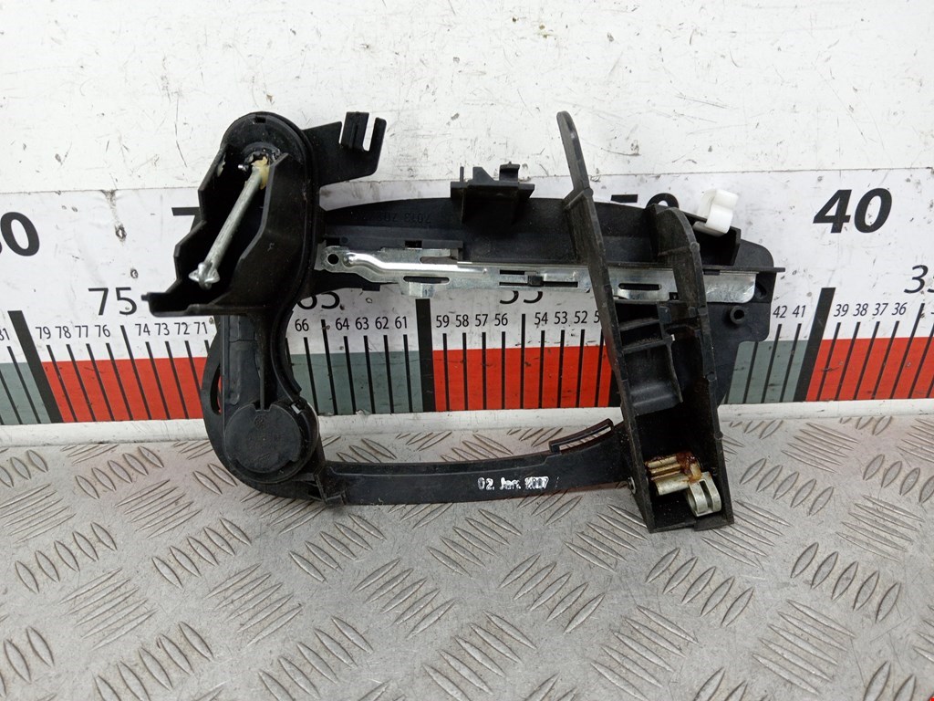 Кронштейн ручки BMW 7er 7 серия E65/E66 2001-2008