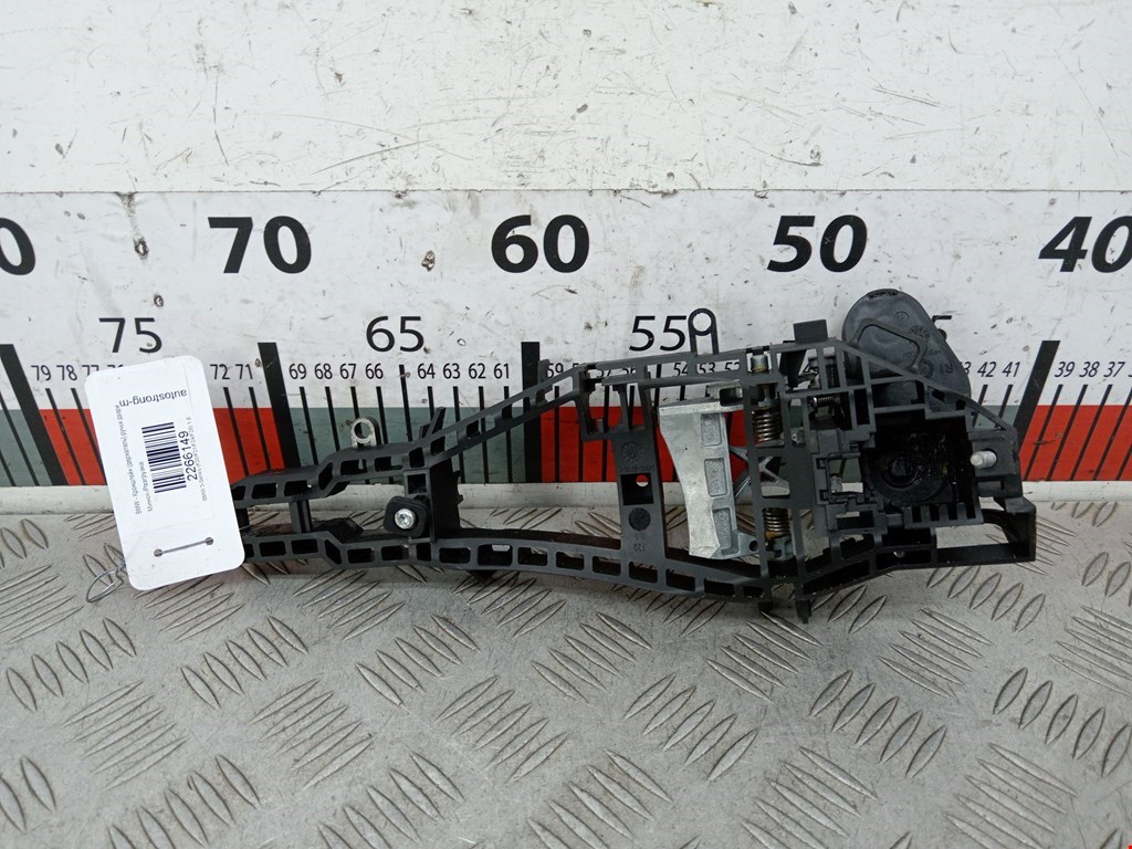 Кронштейн ручки BMW 3er F30/F31/F80 2011-2019