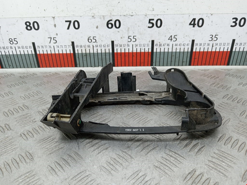 Кронштейн ручки BMW 7er 7 серия E65/E66 2001-2008