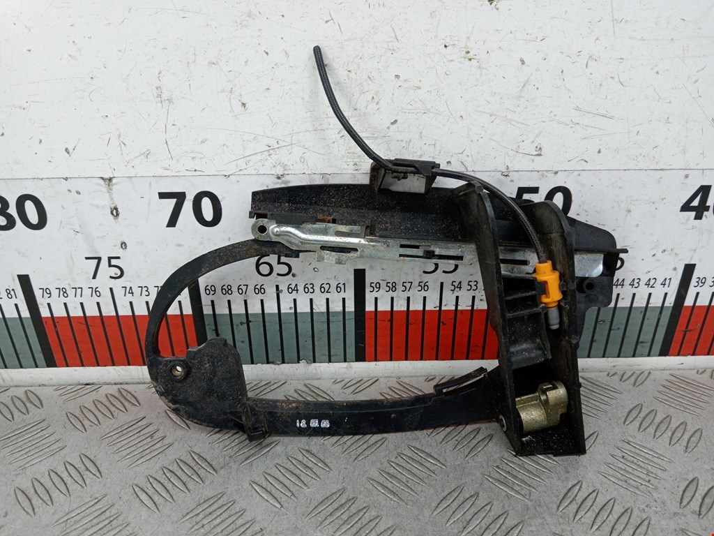 Кронштейн ручки BMW 7er 7 серия E65/E66 2001-2008