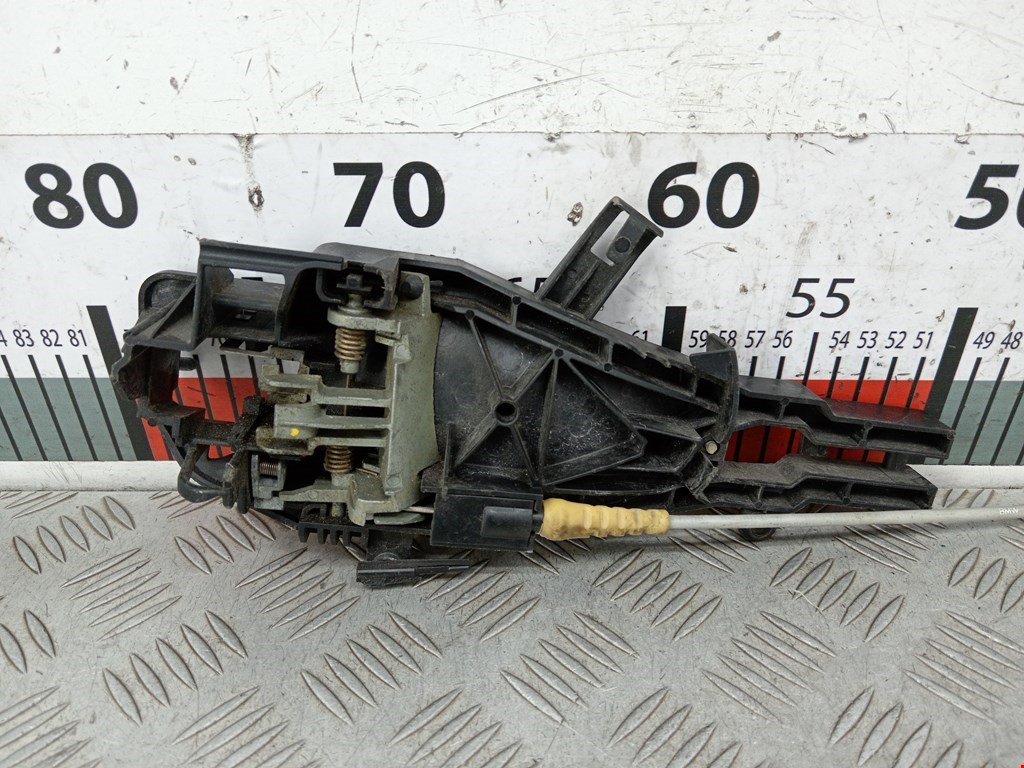 Кронштейн ручки BMW 3er E90/E91 2005-2012