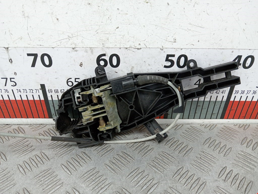 Кронштейн ручки BMW 3er E90/E91 2005-2012