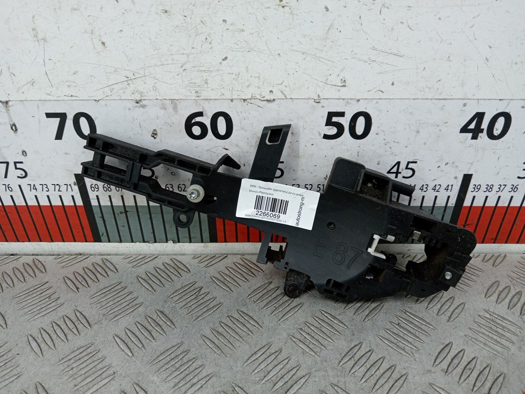 Кронштейн ручки BMW 1er E81\E87 2004-2011