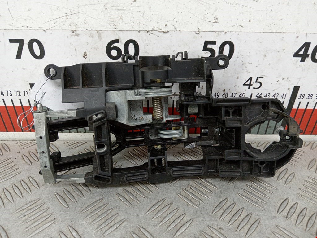 Кронштейн ручки BMW 7er 7 серия F01/F02/F04 2008-2015