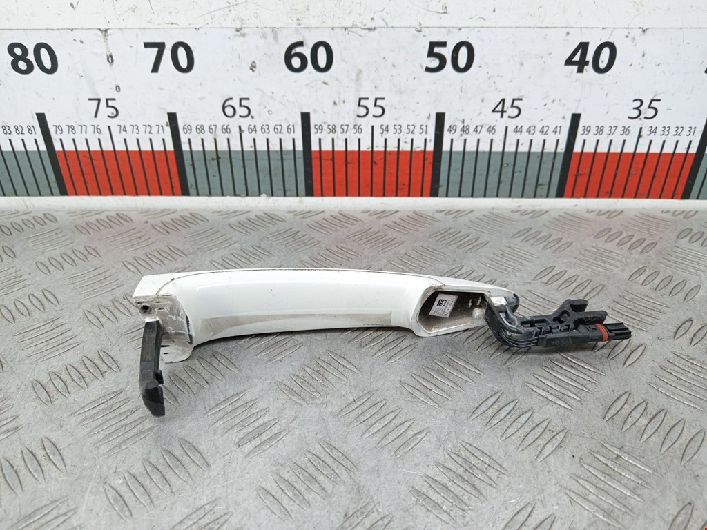 Ручка двери передней наружная левая BMW 3er E90/E91 2005-2012