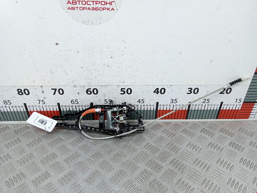 Кронштейн ручки BMW 3er F30/F31/F80 2011-2019