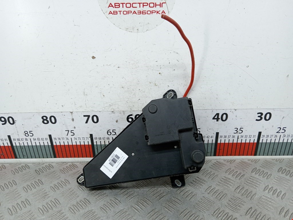 Датчик уровня в бачок омывателя BMW 5er 5 серия E60/E61 2003-2010