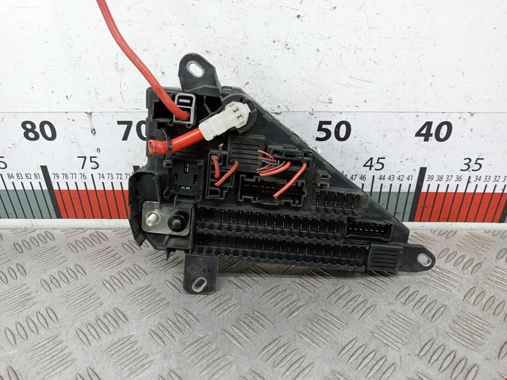 Датчик уровня в бачок омывателя BMW 5er 5 серия E60/E61 2003-2010