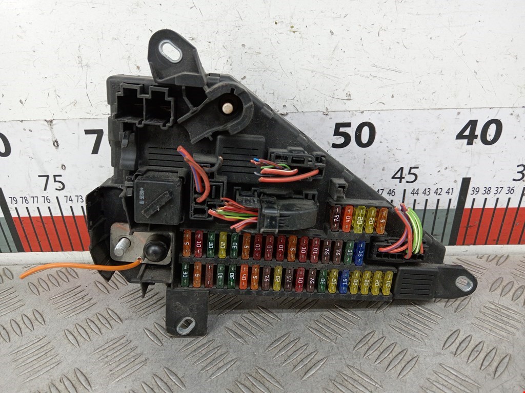 Датчик уровня в бачок омывателя BMW 5er 5 серия E60/E61 2003-2010