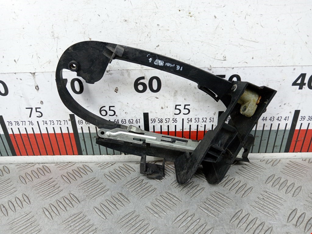 Кронштейн ручки BMW 7er 7 серия E65/E66 2001-2008