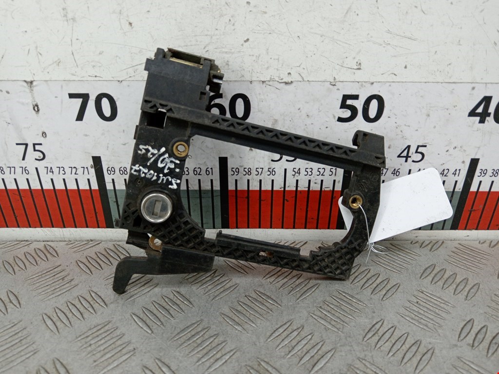 Кронштейн ручки BMW 5er 5 серия E39 1995-2004