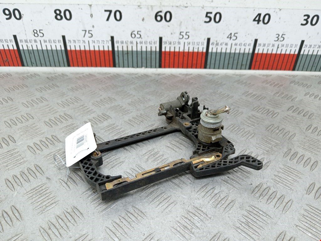 Кронштейн ручки BMW 5er 5 серия E39 1995-2004