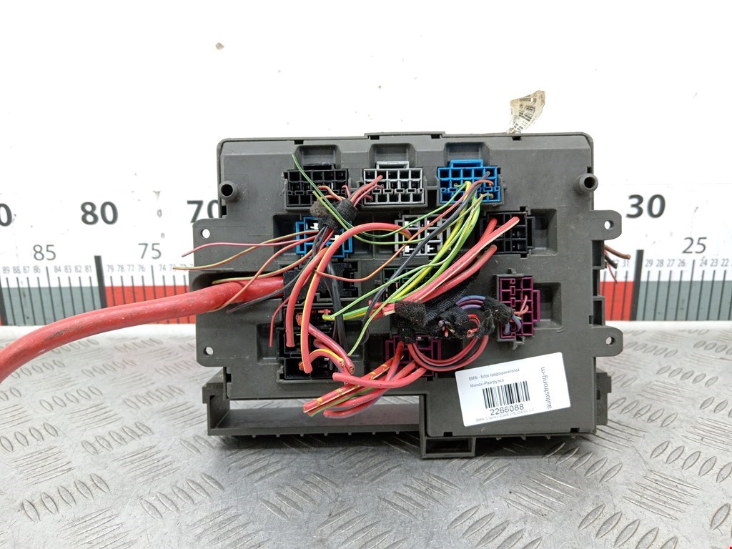 Датчик уровня в бачок омывателя BMW 3er E90/E91 2005-2012