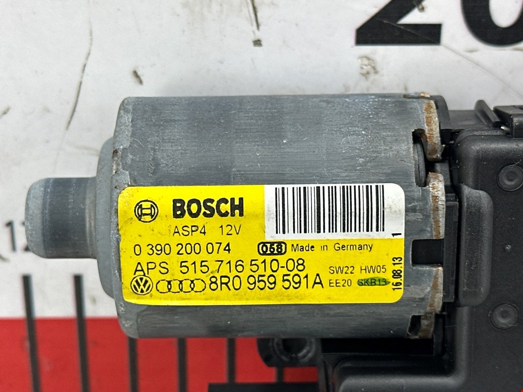 Моторчик люка (мотор двигатель электролюка) VOLKSWAGEN Tiguan 2007-2018