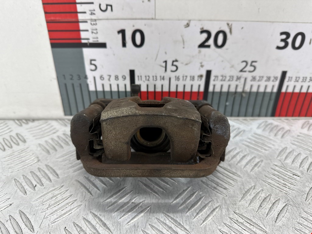 Суппорт задний левый NISSAN Juke 2010-2019