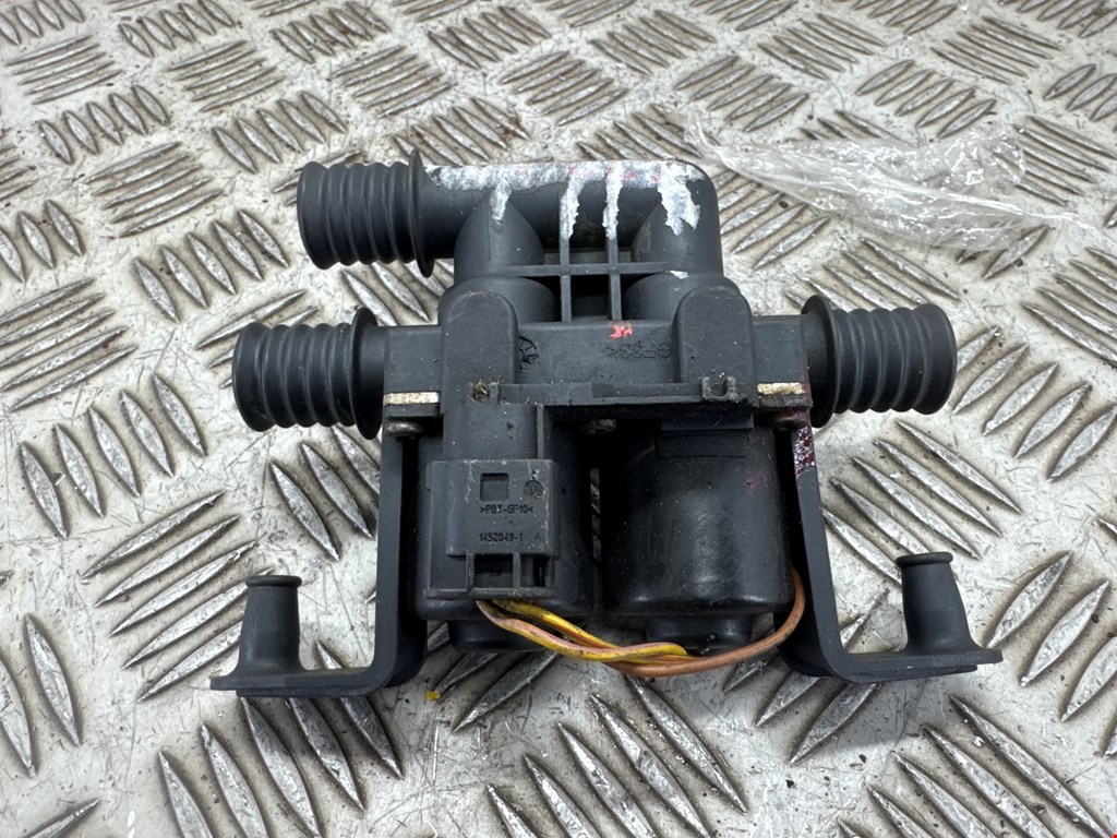 Кран отопителя (печки) BMW X5 (E70) (2006-2013)