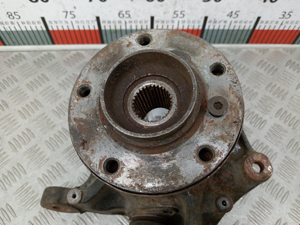 Ступица передняя левая BMW 5er 5 серия E60/E61 2003-2010